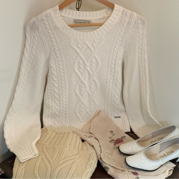 Abercrombie & Fitch Chunky Knit Sweater - Picture 10 of 10